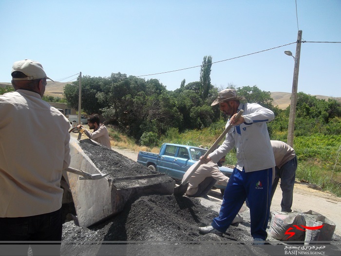 طرح جهادهمبستگی ملی استفاده ازظرفیت نوجوانان وجوانان بسیجی دررفع محرومیت زدایی کشور طرح جهادهمبستگی ملی استفاده ازظرفیت نوجوانان وجوانان بسیجی دررفع محرومیت زدایی کشور