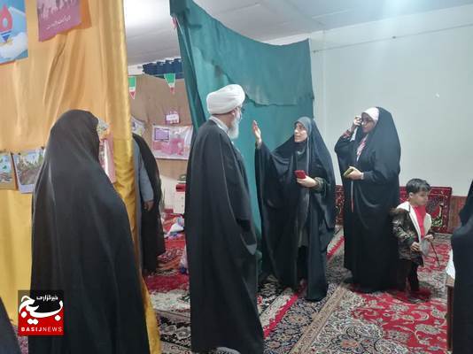 نمایشگاه زنان اسطوره ساز در مسجد شهید مصطفی خمینی(ره)
