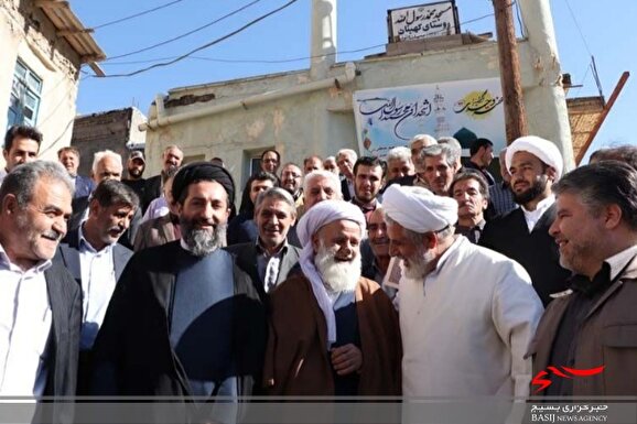 حضور جمعی از شیعیان در روستای سنّی نشین کهبنان میانه
