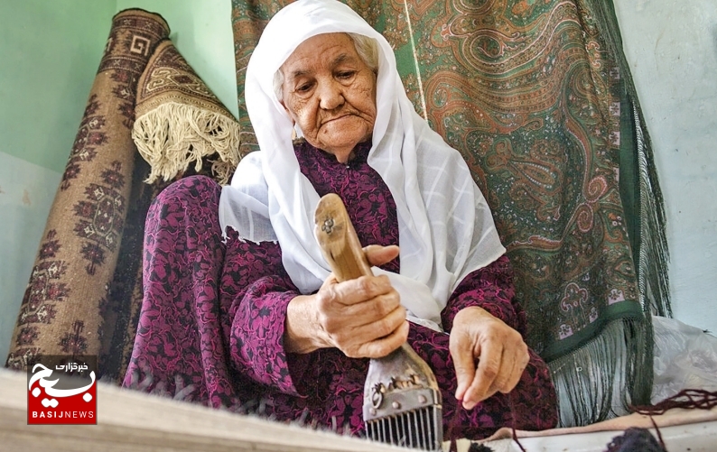 بندر ترکمن، شهر فرش دستباف