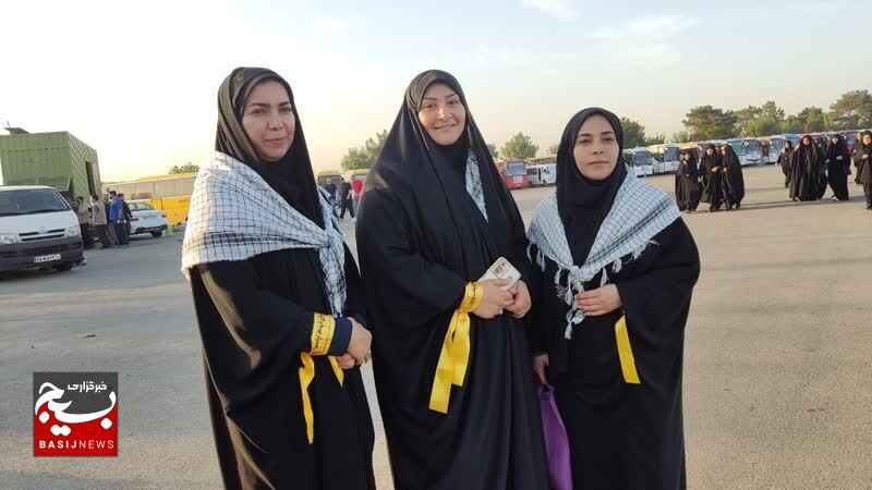 حضور زائران کهگیلویه و بویراحمدی در مرقد امام خمینی ره + (تصاویر)