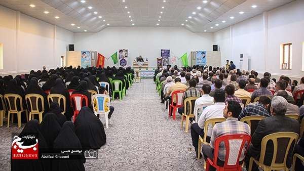 همایش بزرگ بسیجیان در شهرستان دشتستان برگزار شد