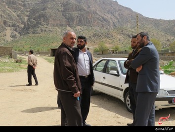 بازدید فرمانده بسیج ناحیه دانشجویی از گروه‌های جهادی در شهرستان اردل