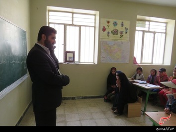 بازدید فرمانده بسیج ناحیه دانشجویی از گروه‌های جهادی در شهرستان اردل