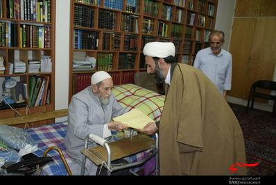 علمای شهرستان ساوه - نقش روحانیت در طول 8 سال دفاع مقدس بر هیچ کس پوشیده نیست