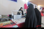 گشایش نمایشگاه صنایع دستی قرارگاه زینبیون در تبریز 