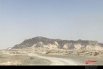 کوه خواجه :  از مهمترین آثار دوره‌های اشکانی، ساسانی- اسلامی به شمار می‌آید و در حدود سی ‪ کیلومتری جنوب غربی زابل و میانه دریاچه هامون قرار دارد 