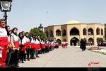 تشکیل زنجیره انسانی «نه به اعتیاد» در تبریز 