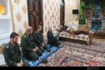 دیدار فرمانده سپاه سلمان با خانواده جانباز دوران دفاع مقدس غلامی در زاهدان