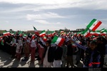 حضور دانش آموزان و اقشار مردم در راهپیمایی 13 آبان در سیب و سوران
