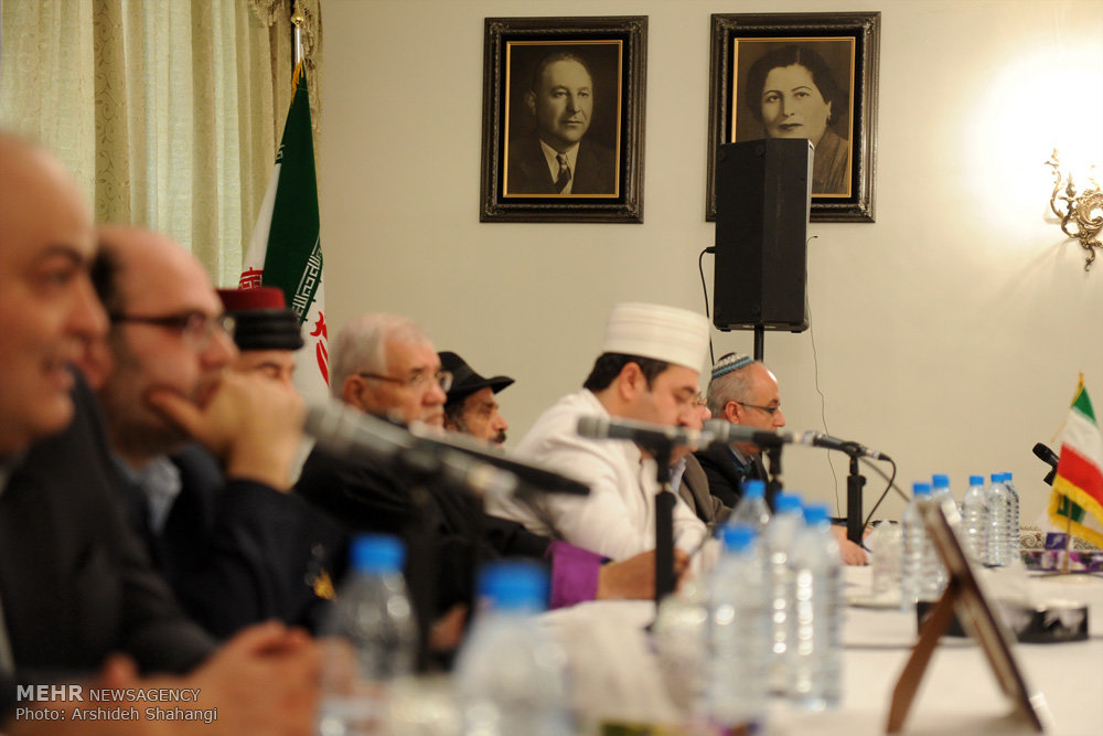 نشست مطبوعاتی با موضوع جوامع اقلیت های دینی در جمهوری اسلامی ایران