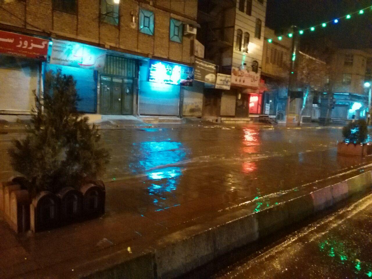 شهرستان نظرآباد در آب غوطه ور شد
