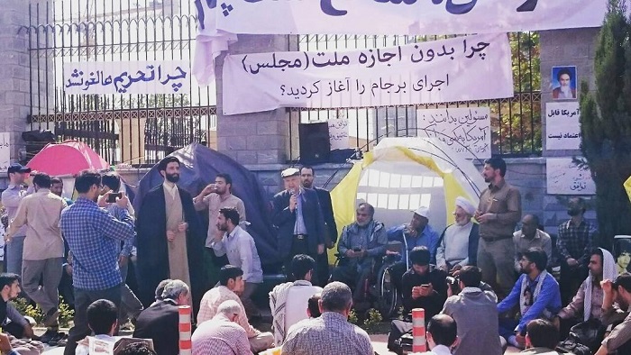 پشیمان آن فردی است که سربازی اش را هم در سازمان ملل گذرانده است
