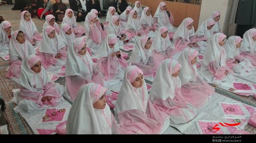 جشن تکلیف دختران مدرسه شهید فخاری برگزار شد
