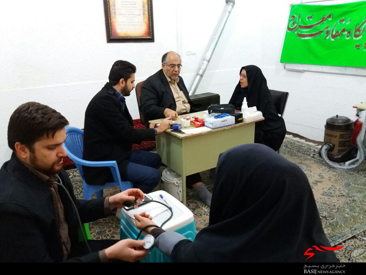 ویزیت رایگان بیماران به همت پایگاه بسیج معراج در قم