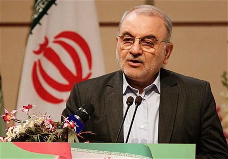 ملت ایران با دست‌خالی علیه رژیمی که دنیا از آن حمایت می‌کرد، پیروز شد