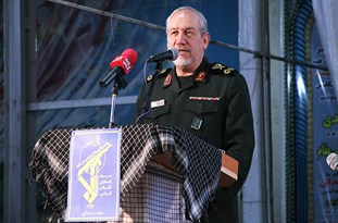 قدرت موشکی ایران توان دفاعی بومی شده است /نقش موثر انقلاب اسلامی در شکست آمریکایی‌ها در عراق و افغانستان