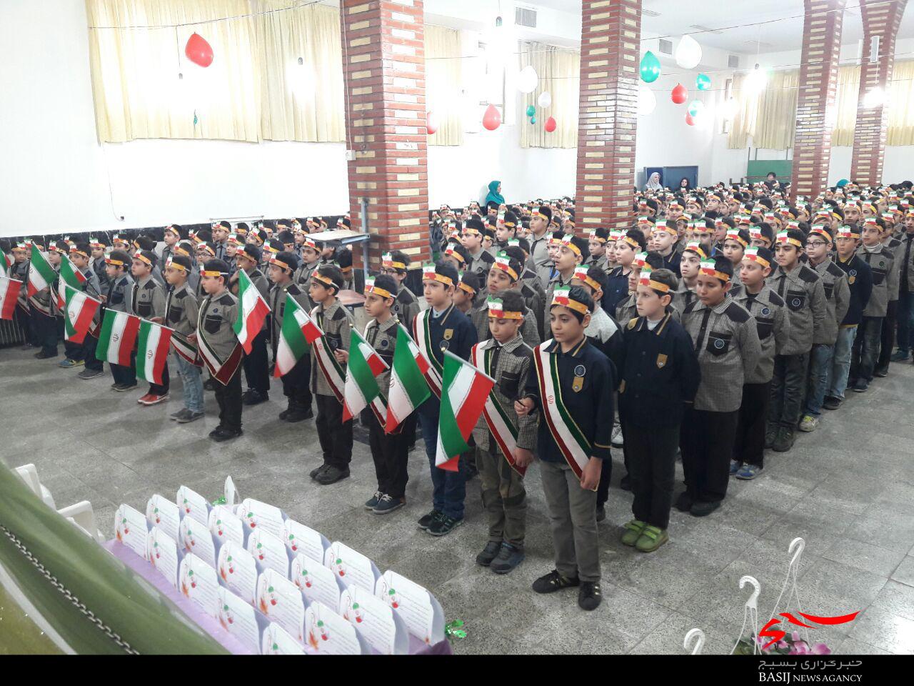 بغض مردان کوچک با دیدن خانواده های شهدا