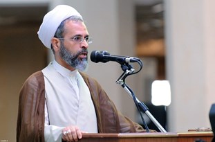 نظام باید بر اساس پایه فکری تولید حوزه اداره شود/حوزه با انحرافات مقابله می‌کند