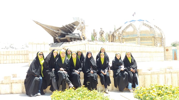 بازدید بسیج دانش اموزی استان قزوین از باغ موزه دفاع مقدس همدان