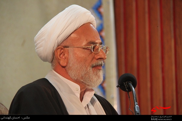 شعرخوانی پدر شهید مالامیری برای فرزند مدافع حرم