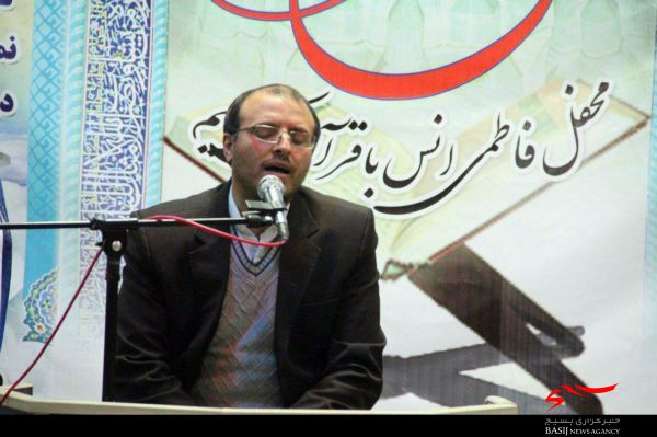 محفل انس با قرآن دربخش چترود کرمان برگزار شد