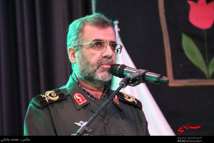 مادران و همسران شهدا جایگاه ویژهای دارند مادران و همسران شهدا جایگاه ویژهای دارند