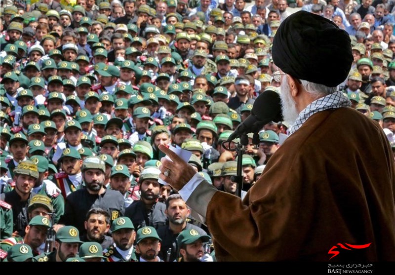 گذری بر ویژگیهای عاشورایی گذری بر ویژگیهای عاشورایی