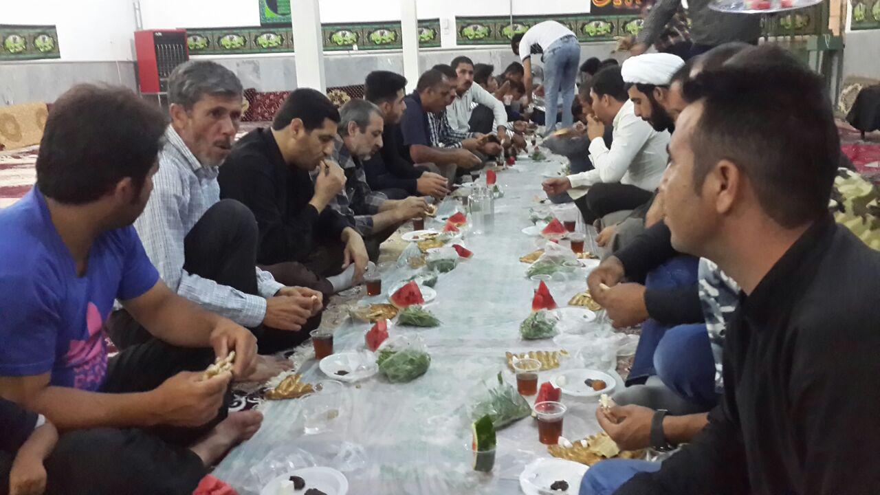برپایی ضیافت افطار و طرح مودت