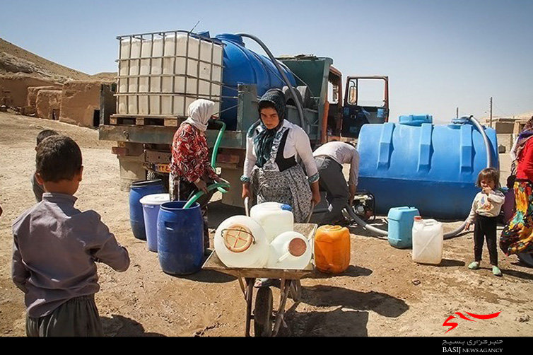 17 روستای شهرستان کوهدشت با تانکر آب رسانی می شوند
