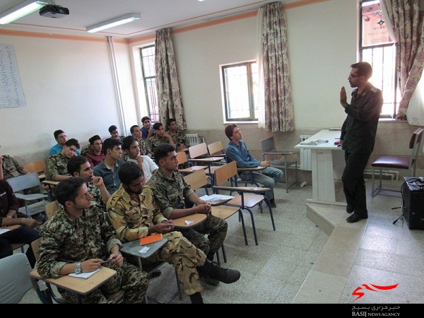 برگزاری دوره آموزش تکمیلی بسیجیان در شهرستان بردسیر