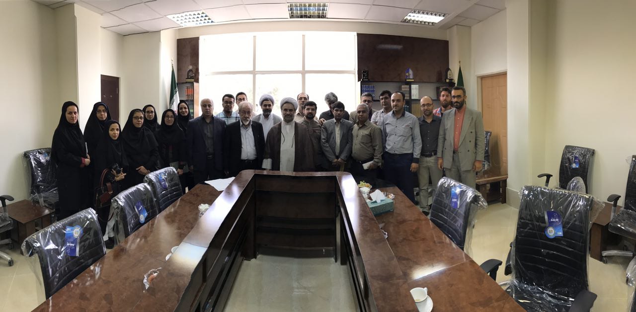 ایران طلایه‌دار جهان اسلام است/باید به دنبال وحدت در جامعه باشیم