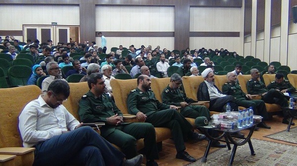مراسم گرامیداشت شهید حججی و تجلیل از ازاداگان