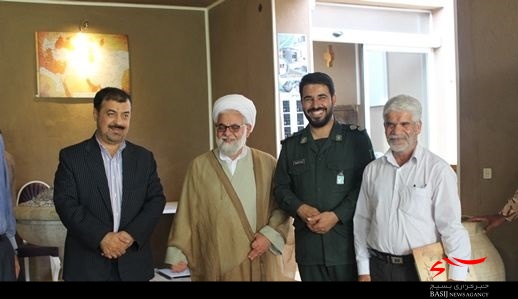 برگزاری مراسم تجلیل از آزادگان هشت سال دفاع مقدس در اشکذر