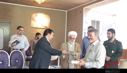 برگزاری مراسم تجلیل از آزادگان هشت سال دفاع مقدس در اشکذر