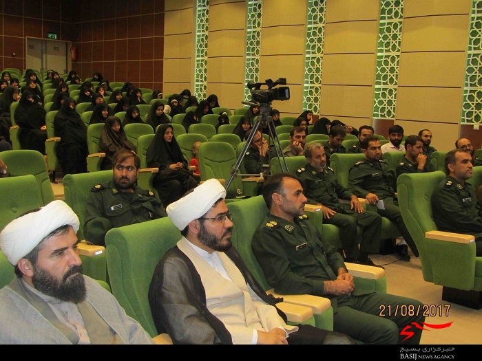 هر شری در دنیا بوجود آمده پای آمریکا در میان بوده است هر شری در دنیا بوجود آمده پای آمریکا در میان بوده است