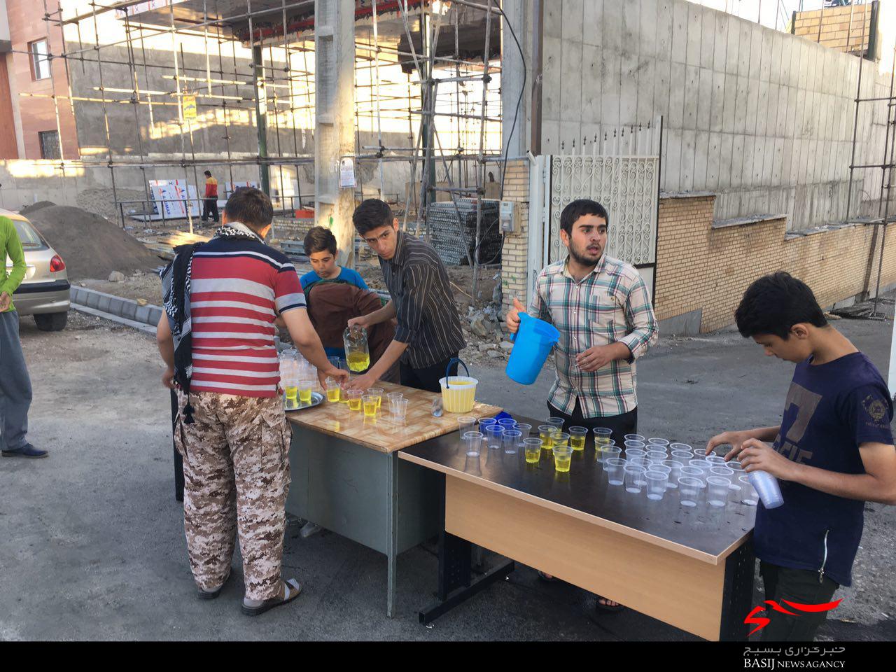 برپایی ایستگاه صلواتی به مناسبت عید غدیر خم
