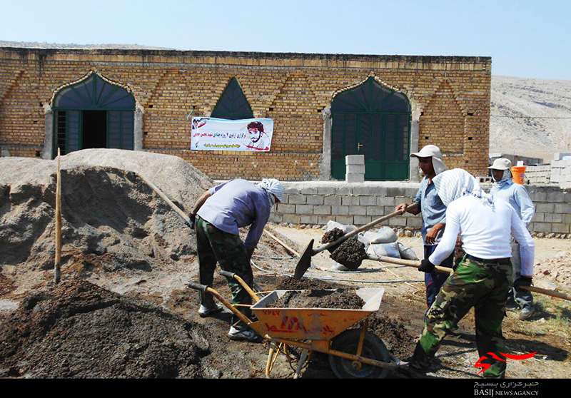 اردویی به رنگ مردمی و سادگی در لباس بسیج/ فعالیت جهادگران بسیجی در روستای هفت چشمه پلدختر