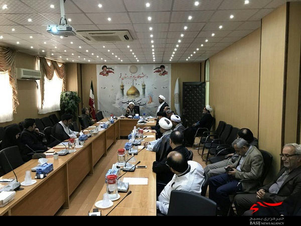 کارگاه هم اندیشی اساتید دانشگاه پیام نور قم برگزار شد کارگاه هم اندیشی اساتید دانشگاه پیام نور قم برگزار شد