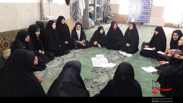 مرحله دوم آموزشی کارگاه سرمربی با مربیان حوزه حضرت مریم (س) برگزار شد+ تصاویر