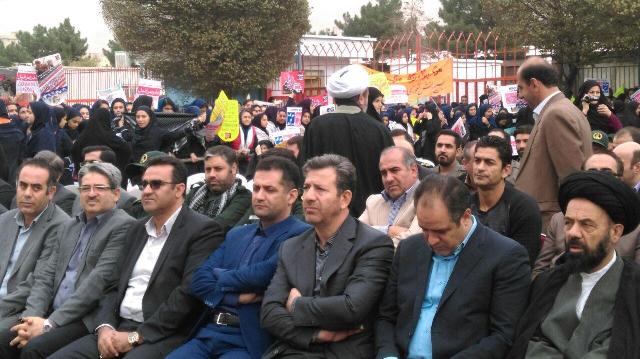 فریاد«مرگ برآمریکا»در شهرستان قدس طنین انداز شد/گزارش تصویری فریاد«مرگ برآمریکا»در شهرستان قدس طنین انداز شد/گزارش تصویری