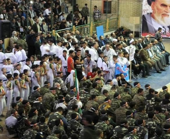 همایش بزرگ بسیجیان در شهرستان قرچک برگزار شد/گزارش تصویری