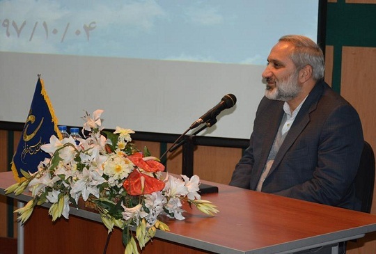 نشست صمیمی فرمانده سپاه تهران با هنرمندان