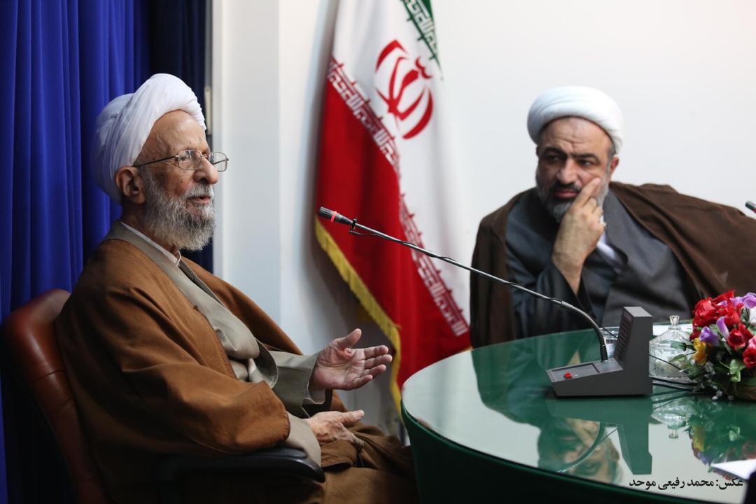 القاء ناکارآمدی انقلاب چهل ساله، تصویرسازی غلط دشمن است