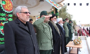 صبحگاه مشترک نیروهای نظامی و انتظامی استان یزد