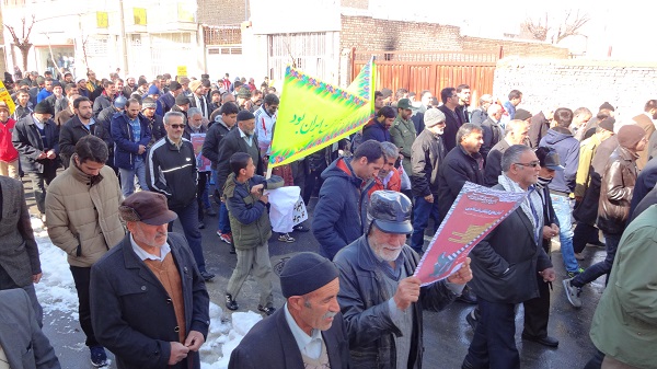 راهپیمایی تماشایی ‌مردم شهرستان شازند در جشن ۴۰ سالگی انقلاب