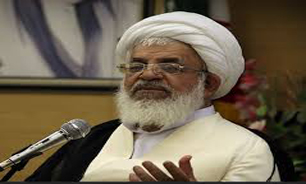 آسایش کشور مدیون فداکاری شهداست