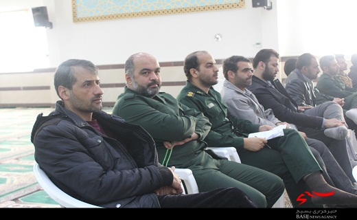 انس با قرآن کریم باید دغدغه هر پاسدار باشد