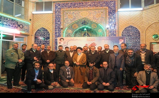 حضور فراگیران دوره ی جبرانی رزم مقدماتی در نماز جمعه