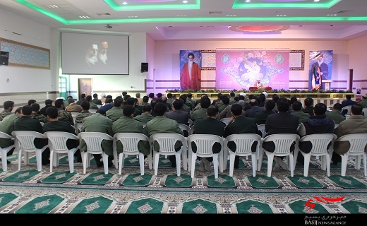 زن گوهری در کلام قرآن و اسلام زن گوهری در کلام قرآن و اسلام